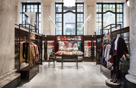 outlet burberry a londra|burberry outlet store sydney.